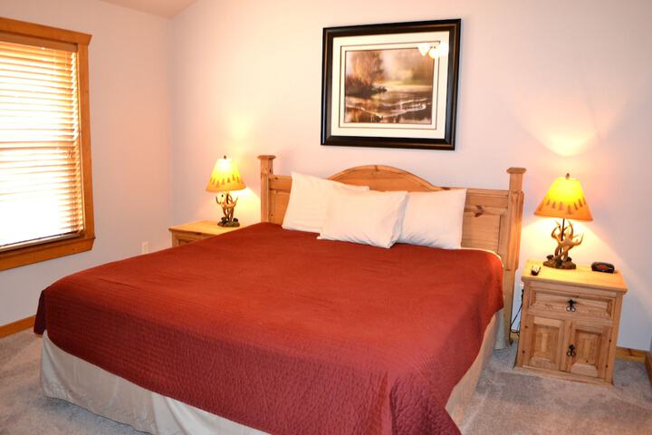Room 16 of 127