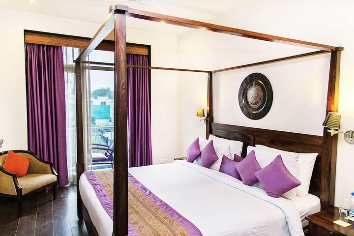 Room 21 of 57