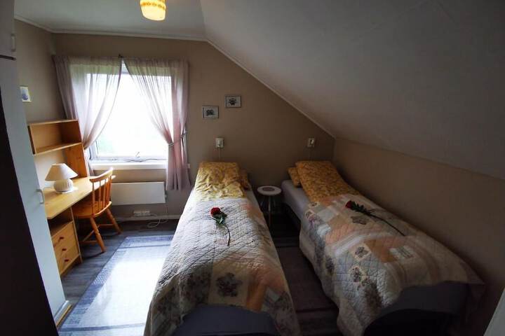 Room 9 of 112