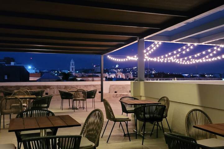 Sundeck 125 of 135