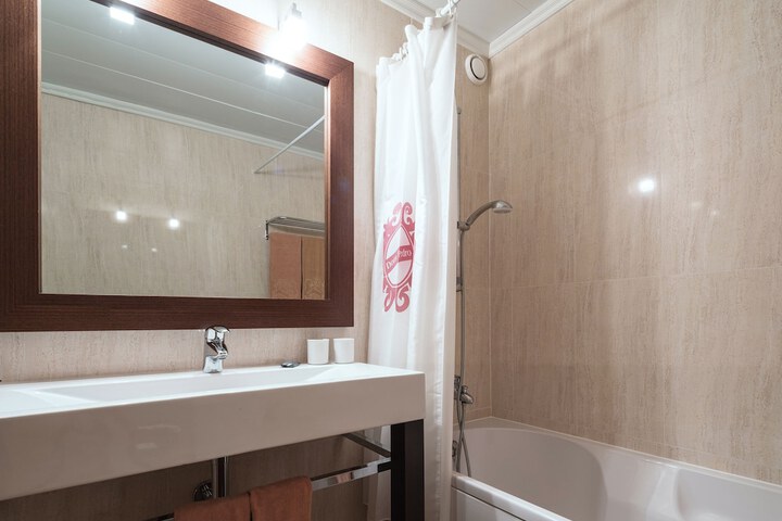 Bath Interior