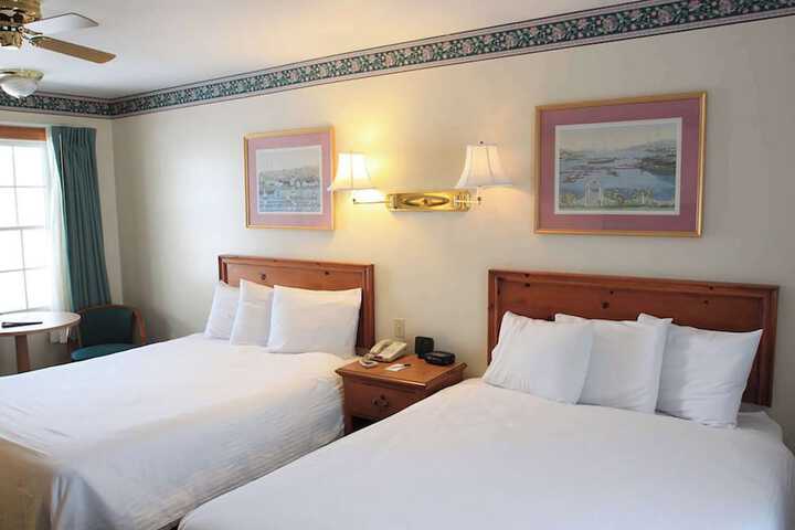 Room 14 of 173