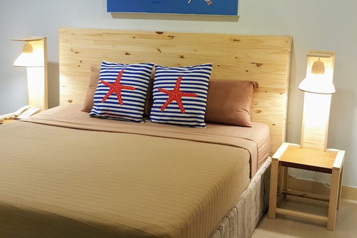 Room 4 of 50