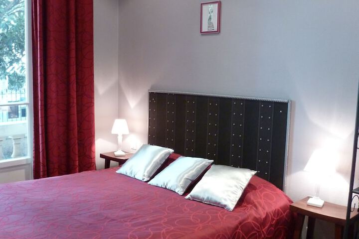 Room 14 of 114