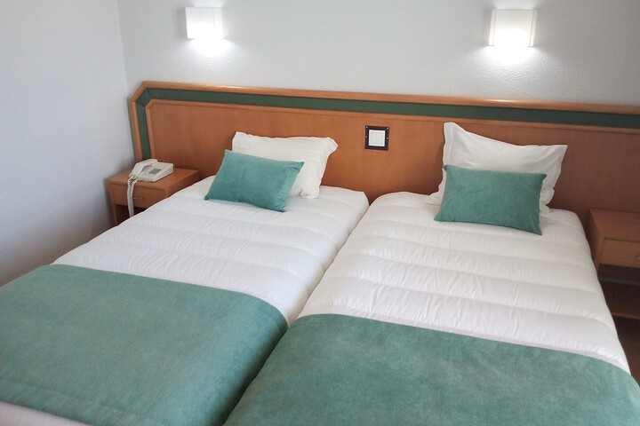 Room 5 of 22