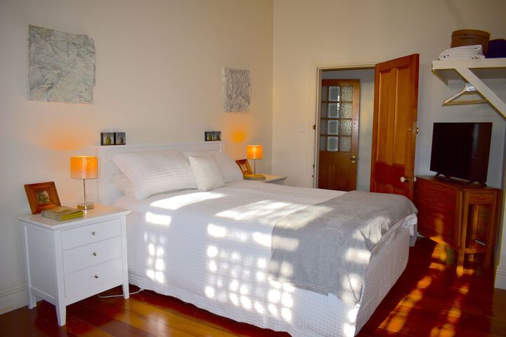 Room 5 of 51