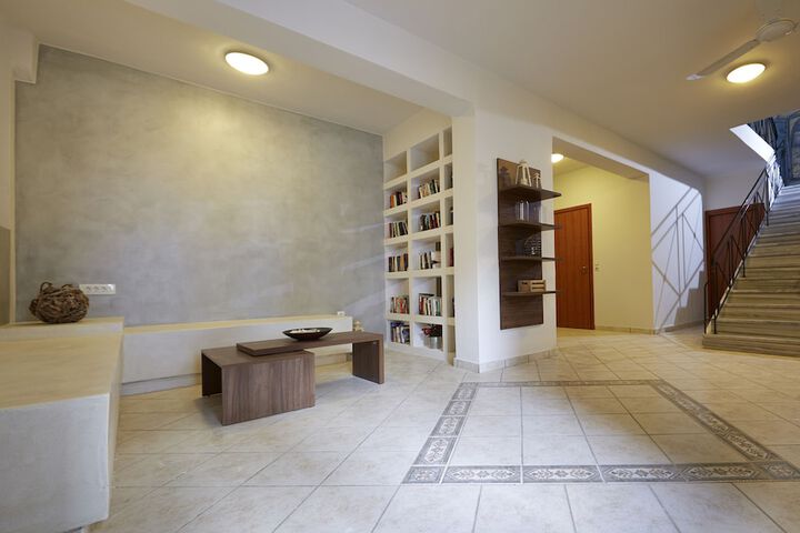 Lobby Entry