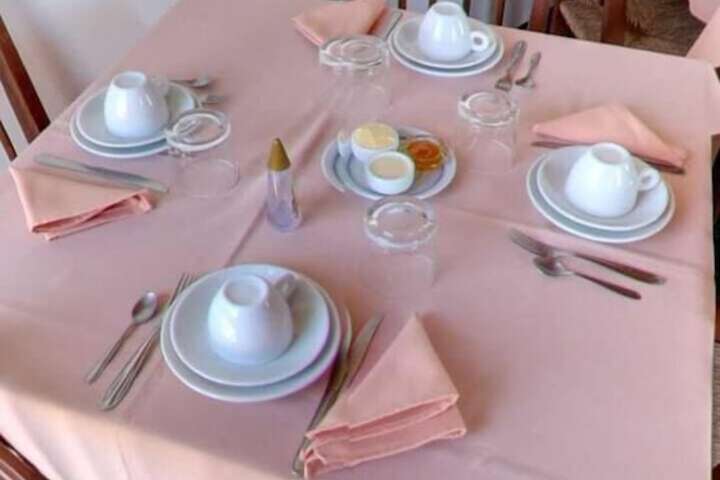 Breakfast/Coffee Service 23 of 31