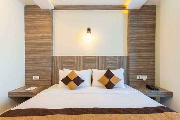 Room 7 of 24
