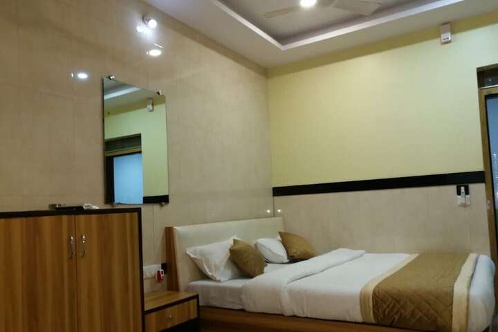 Room 26 of 46