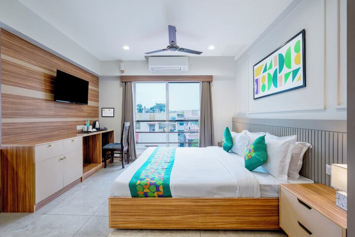Room 7 of 37