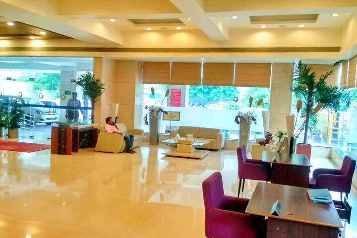 Hotel Lobby