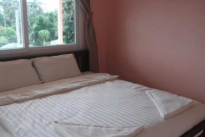Room 8 of 19