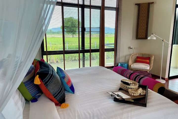 Room 3 of 41