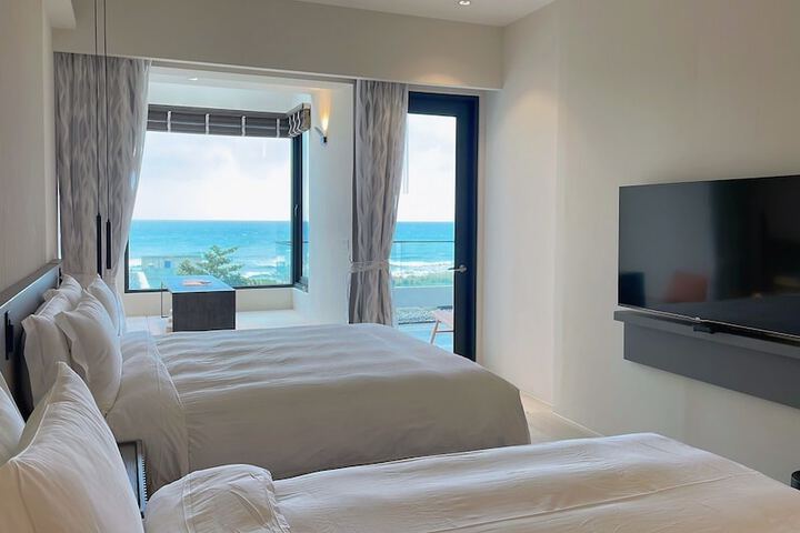 Room 16 of 63