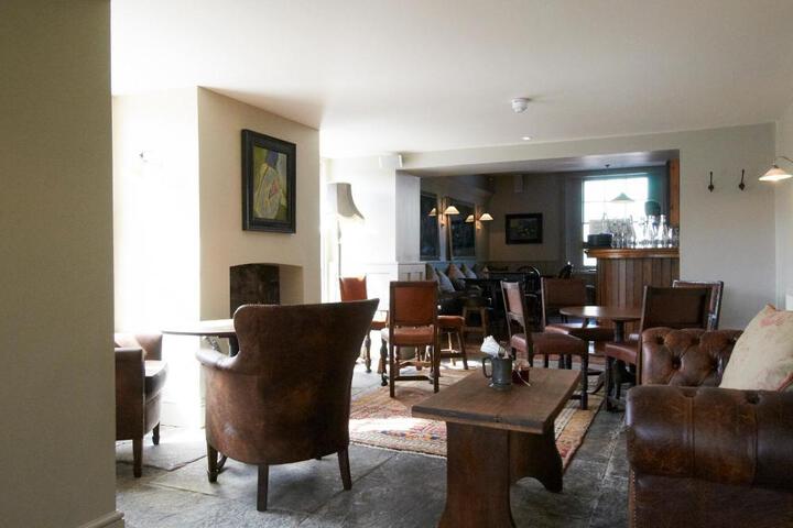 Bar/lounge