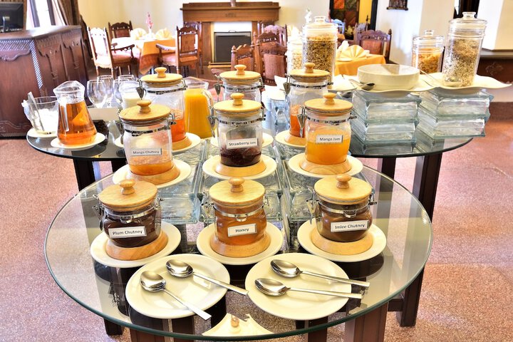 Breakfast/Coffee Service 21 of 39