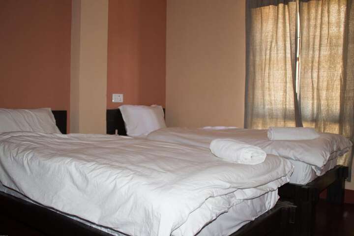 Room 5 of 43