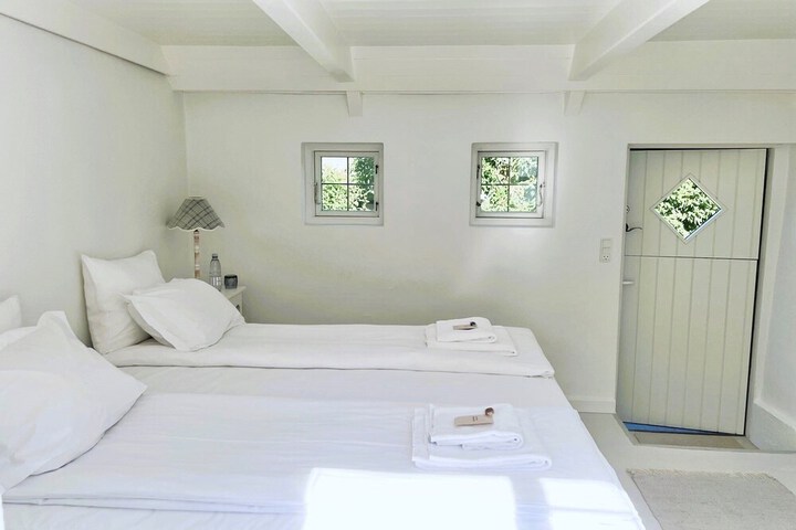 Room 29 of 87