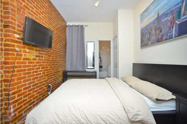 Times Square Suites - NYC