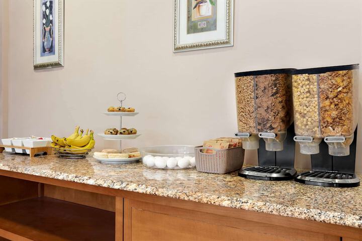 Breakfast/Coffee Service 23 of 29