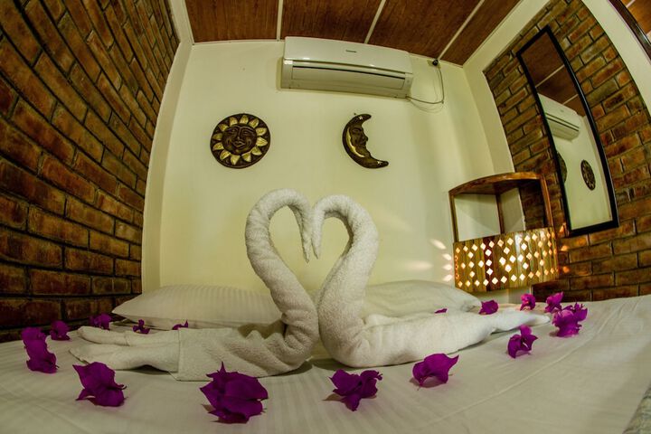 Room 6 of 48