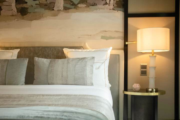 Room 48 of 179
