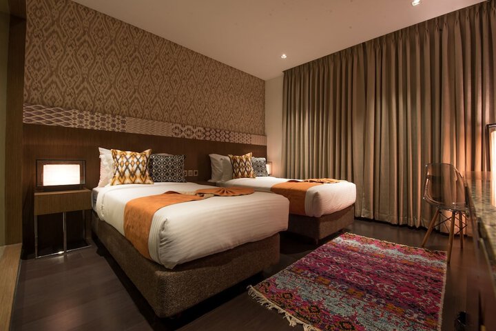 Room 18 of 52