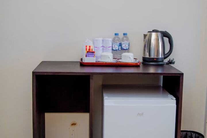 Room 10 of 29