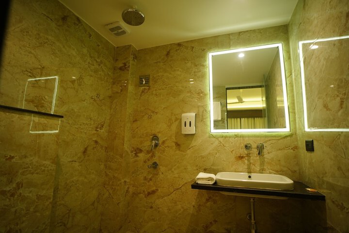 Room 86 of 111