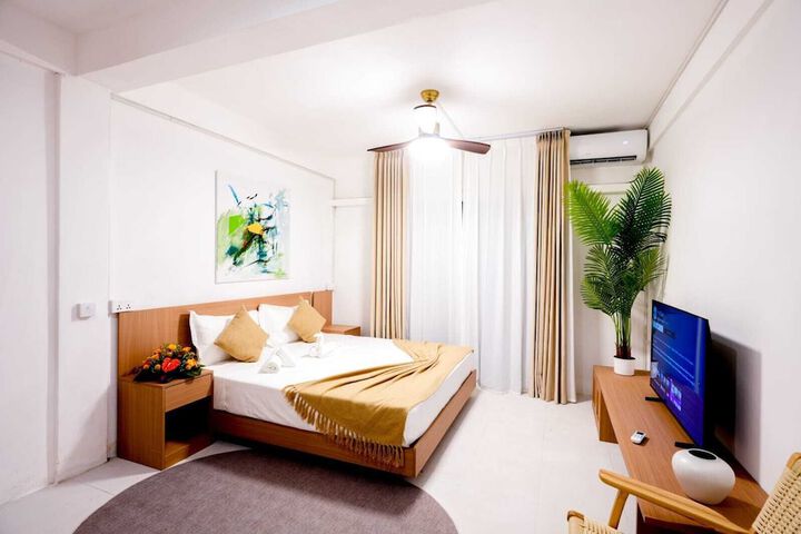 Room 5 of 21