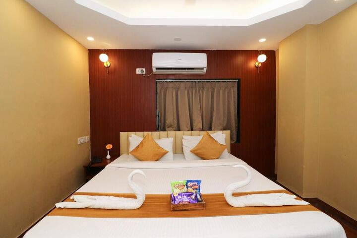Room 13 of 25