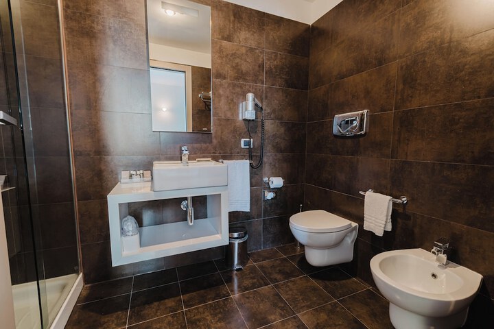 Clean Restrooms