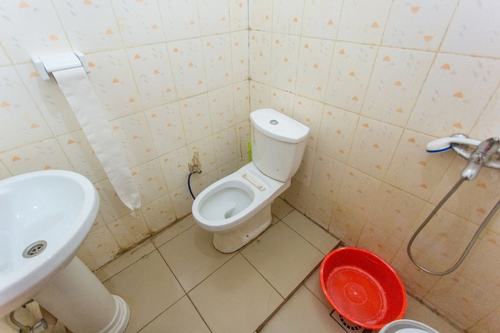 Room 8 of 15