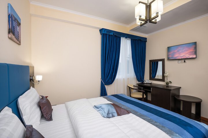 Room 14 of 71