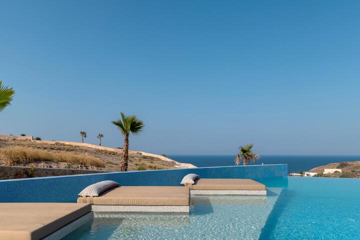 Pool 199 of 201