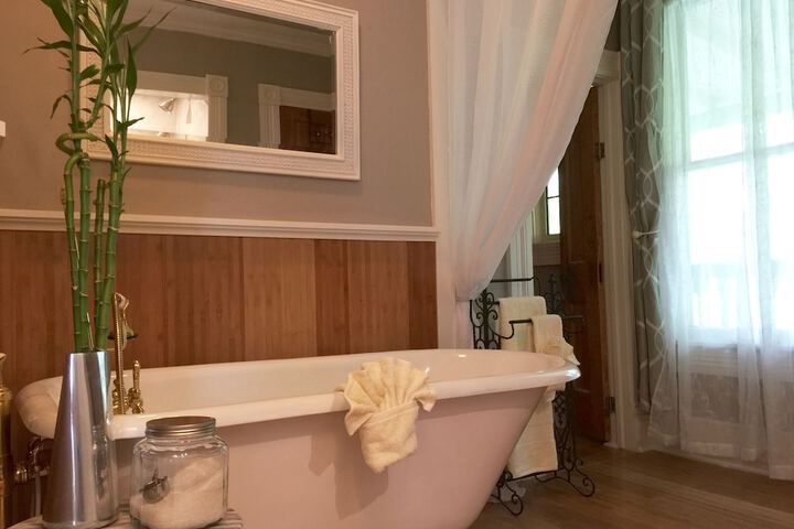 Room 15 of 135