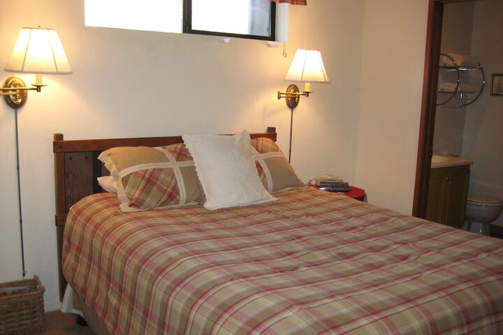 Room 19 of 104
