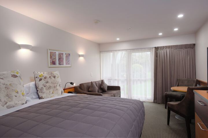 Room 12 of 54