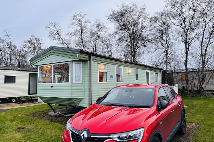 Charming Countryside Static Van With Entertainment in Wigton