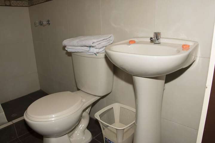 Room 8 of 14