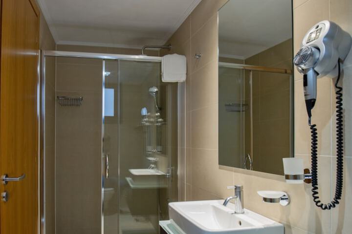 Room 55 of 90