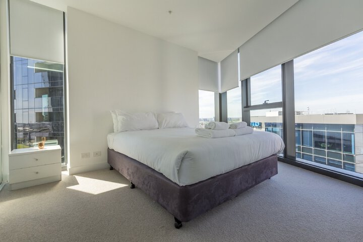 Room 2 of 50