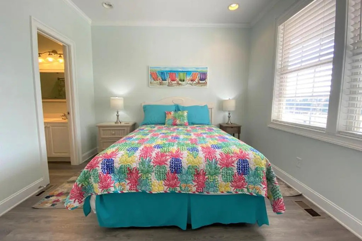 Room 5 of 22