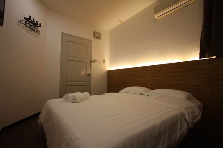 Room 3 of 14