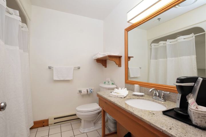 Room 129 of 173