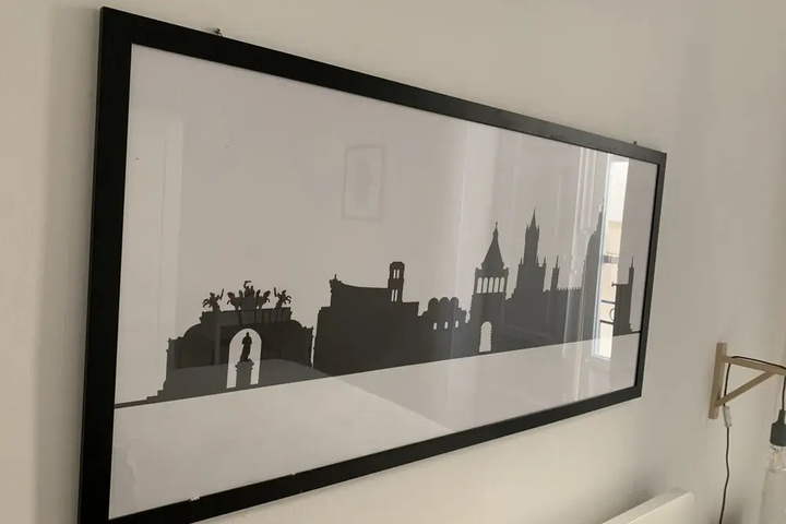Room 8 of 17