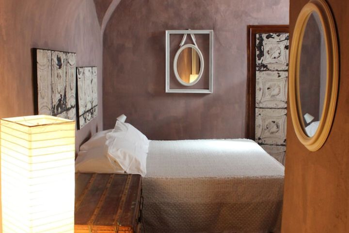 Room 8 of 52