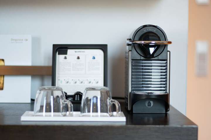 Breakfast/Coffee Service 76 of 121