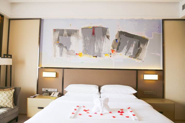 Room 12 of 41